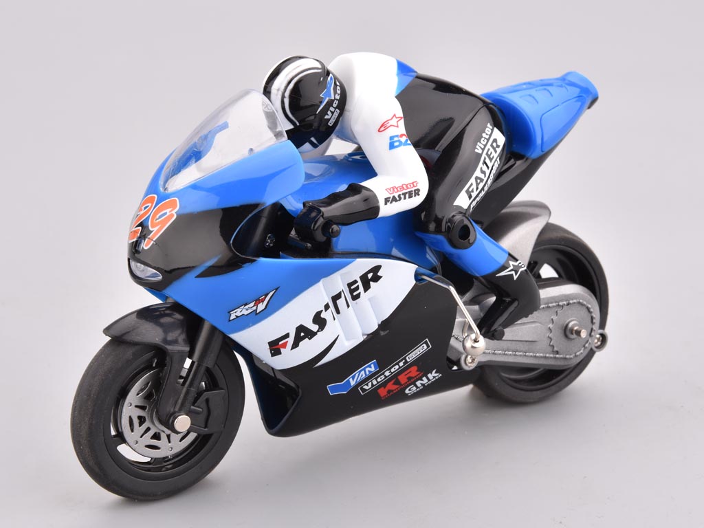 Modo de una y dieciséis Drifting CVT 4CH RC Stunt Motociclismo juguete