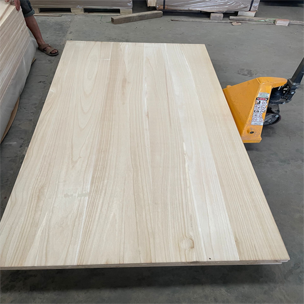 China Paulownia Wood Edge Paneles pegados con buenos precios