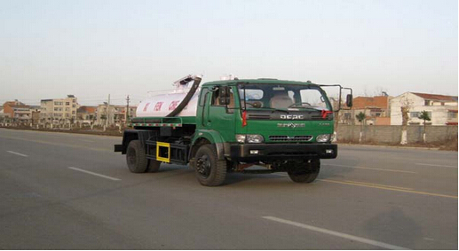 6500 L Dongfeng fécal camion d’aspiration à vendre