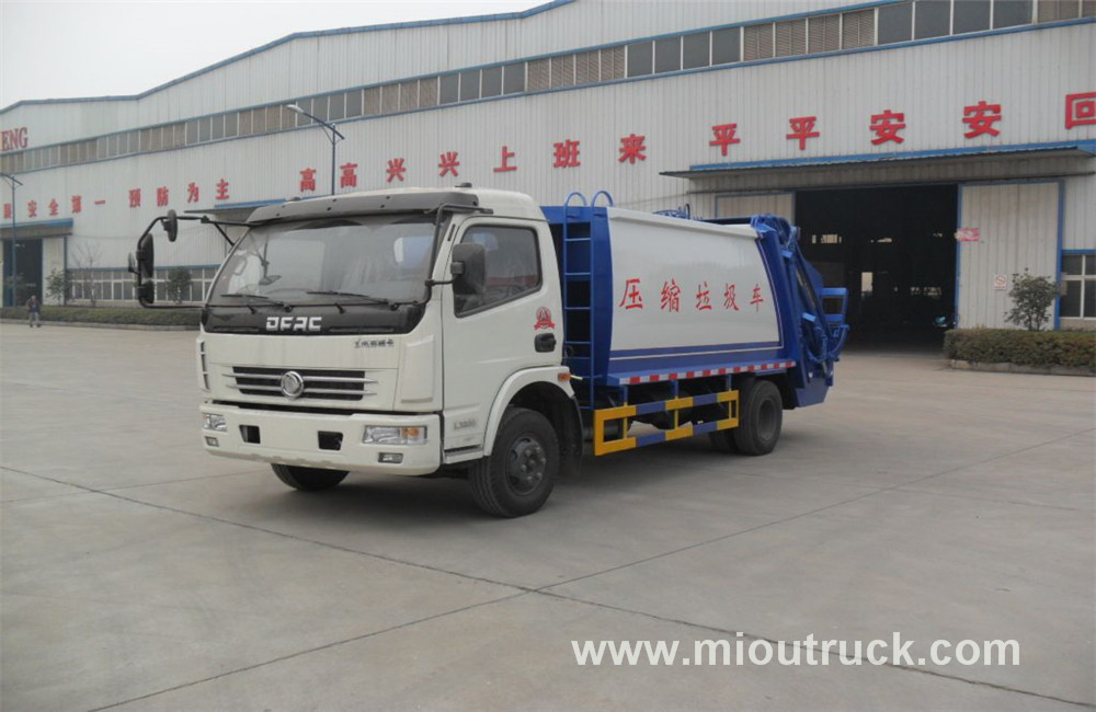 Cheap price Brand Dongfeng 4x2 120hp Euro3 compactor garbage truck price