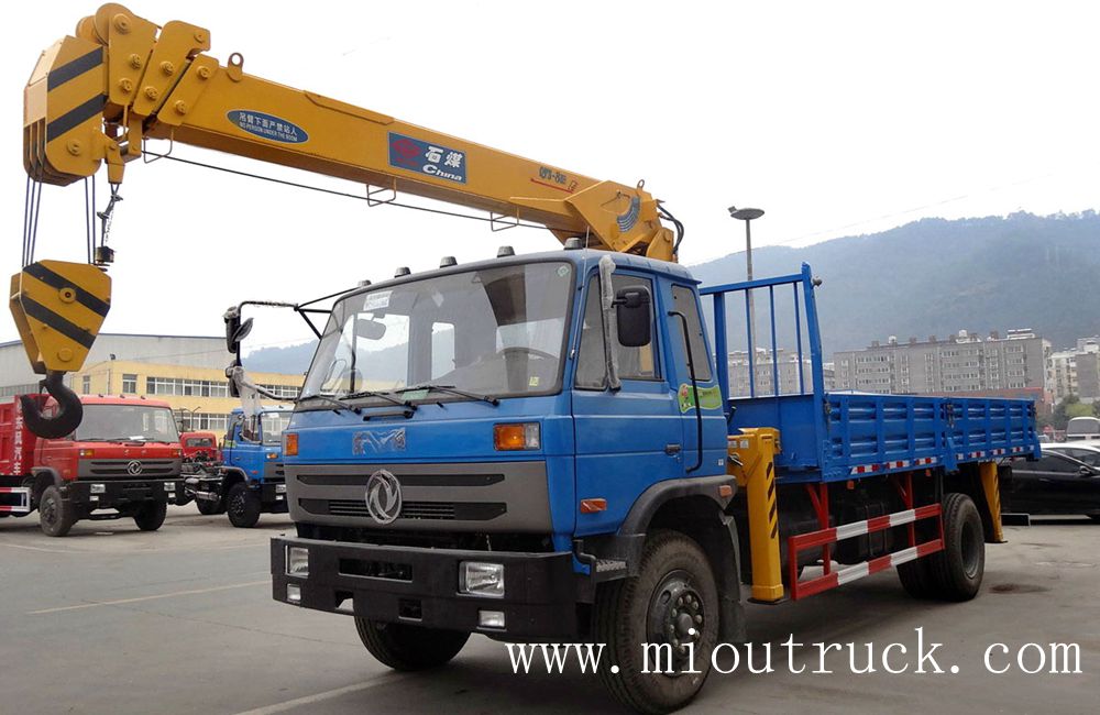 China Dongfeng 153 series 245HP 6×4 truck crane  DFE5258JSQF