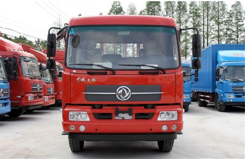 China Dongfeng right hand drive dump truck for sale with low price