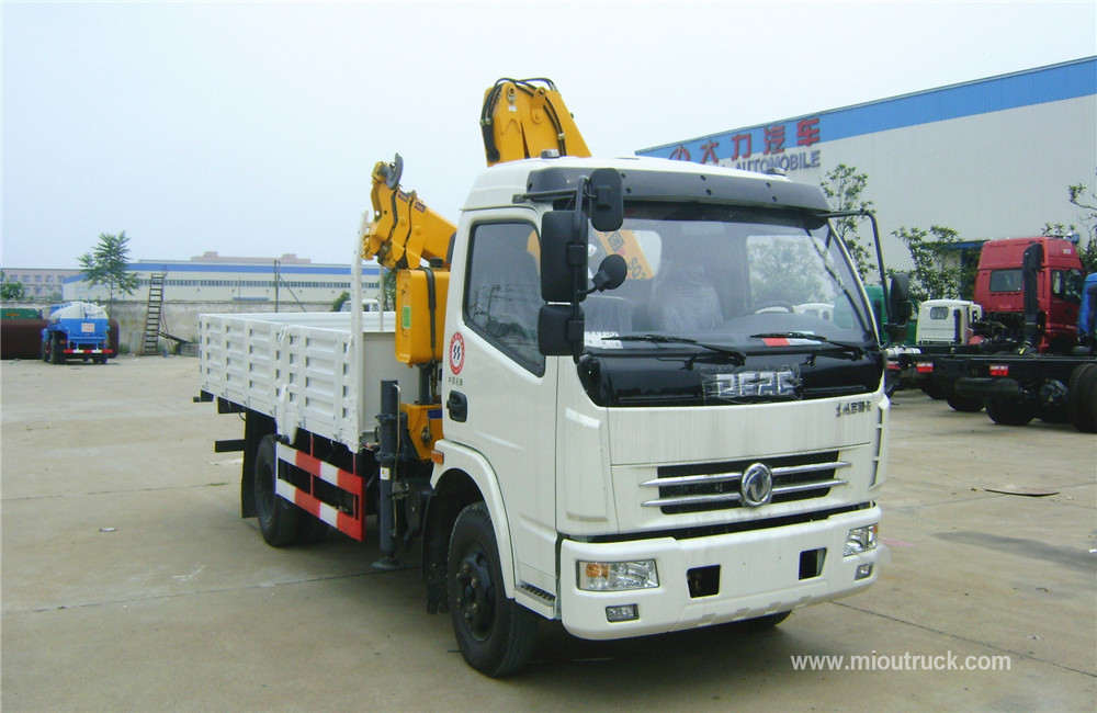 China Famous Brand Dongfeng Perfect 4x2 10 ton knuckle boom truck mounted crane