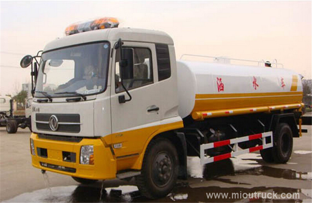 China High Quality And Dongfeng 4x2 Chassis 10000 Liter Water Tank Truck