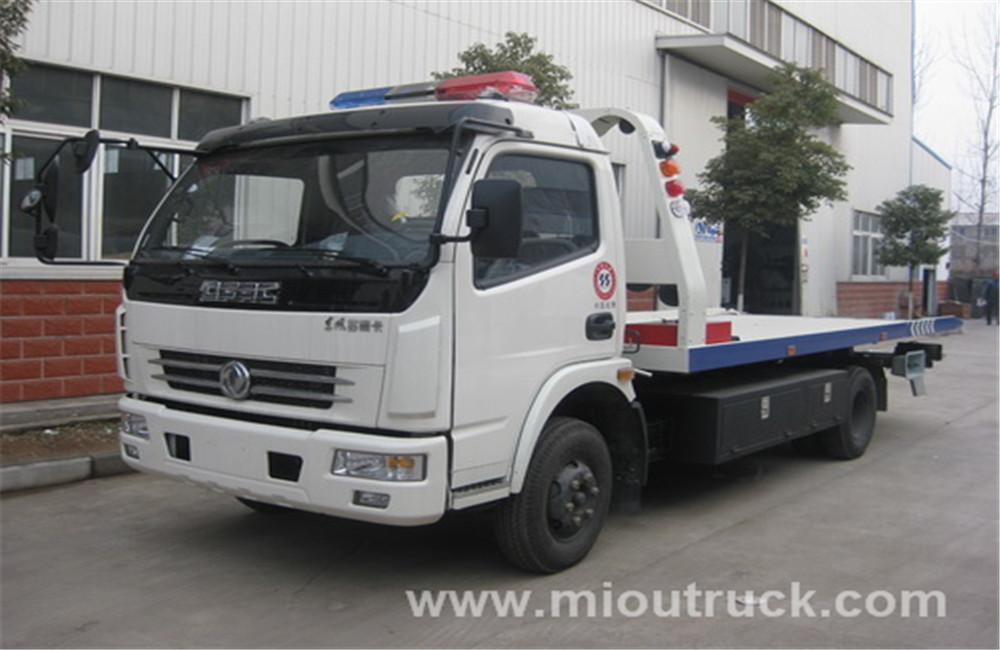 China, la principal marca Dongfeng camión de auxilio de remolque de camión grúa camino carro