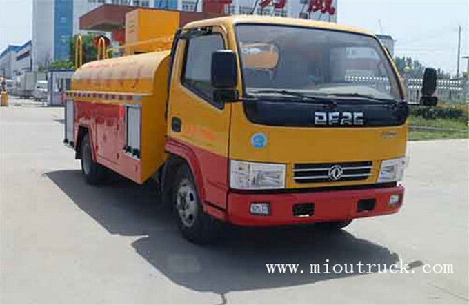 DongFeng 4CBM phân Sucktion xe tải về môi trường phần