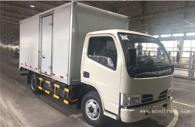 Dongfeng 4. 5 t à 4,1 m single row Van électrique pure