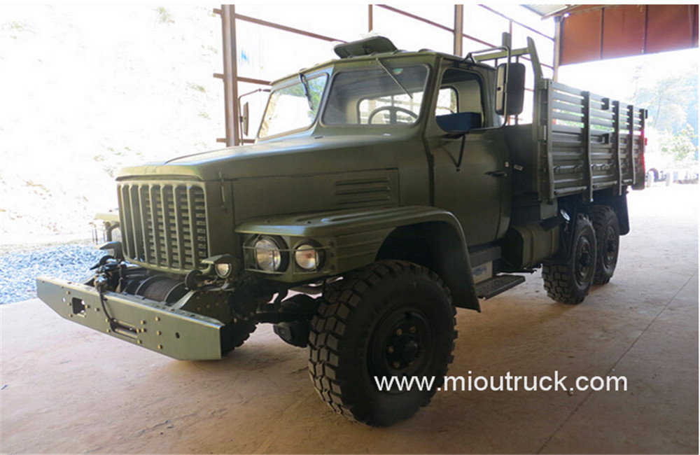 Dongfeng 6x6 160hp Military trucks off-road