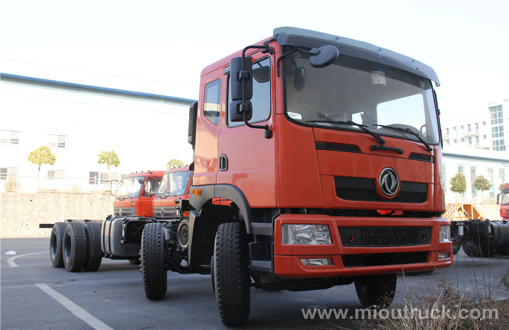 Xe tải Dongfeng 8 X 4 máy kéo Trung Quốc kéo xe nhà sản xuất chất lượng tốt để bán
