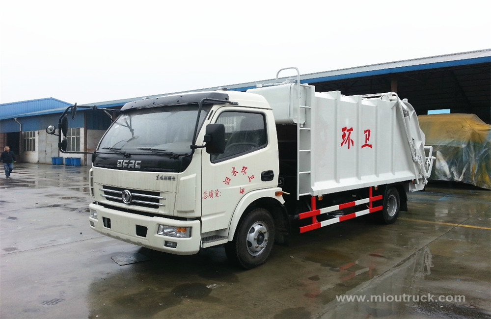 Dongfeng compactor kecil Truck reka bentuk 4x2 baru sampah trak lori sampah kecil