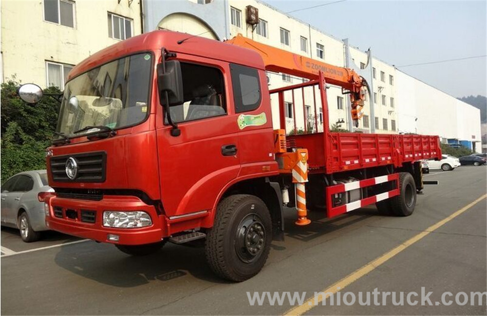 Dongfeng special quotient lifting truck, truck mounted crane
