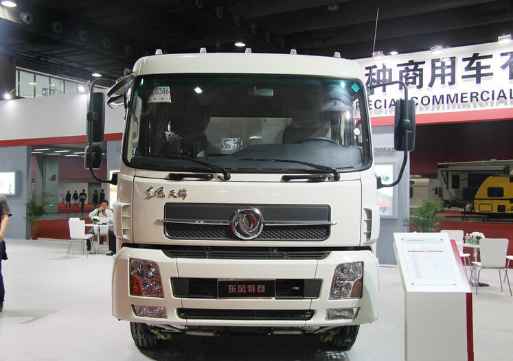 Hot sale Road sweeping Truck  Dongfeng road sweeping truck china manufacturers