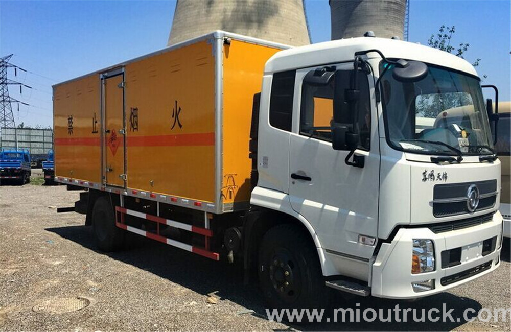 DONGFNEG 6x2 Blasting equipment transporters For Sale