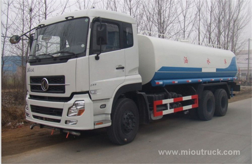 vente chaude camion d'eau 20000 litres dongfeng 6 * 4 tuyau camion d'eau