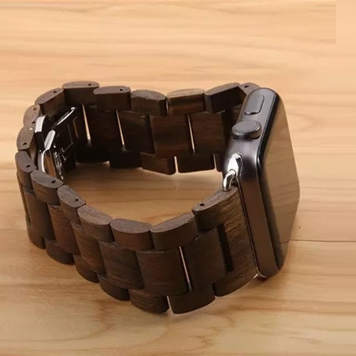 Bracelet en bois fait à la main