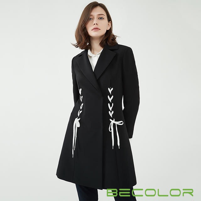 Lapel Collar with Ribbon Coat China Supplier