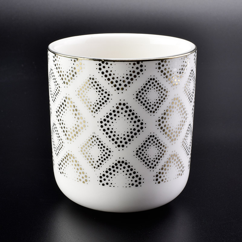 12 uncji ceramicznych świeczników w kolorze białym ze złotym wzorem