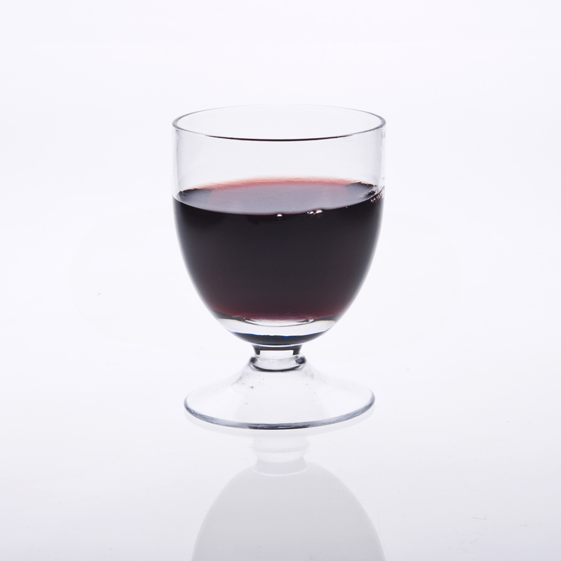 185 ml czerwonego wina szkła