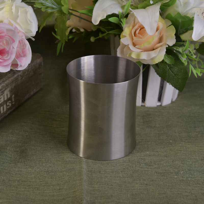 23 унции Серебряная нержавеющая сталь Candle Jar с крышкой