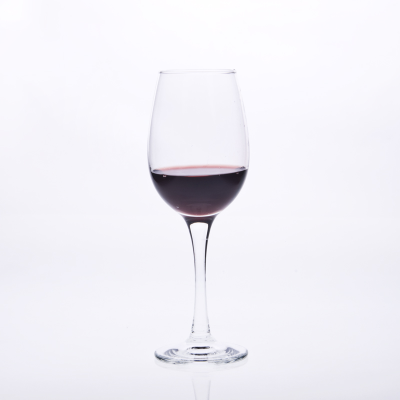 295ml mundgeblasenem Glas Rotwein
