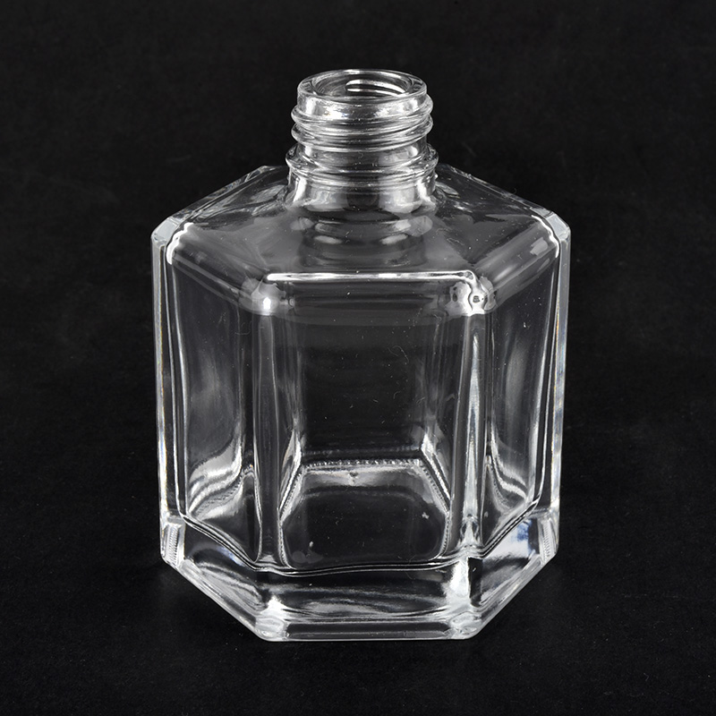 Botella de perfume de vidrio cuadrado de 50 ml.