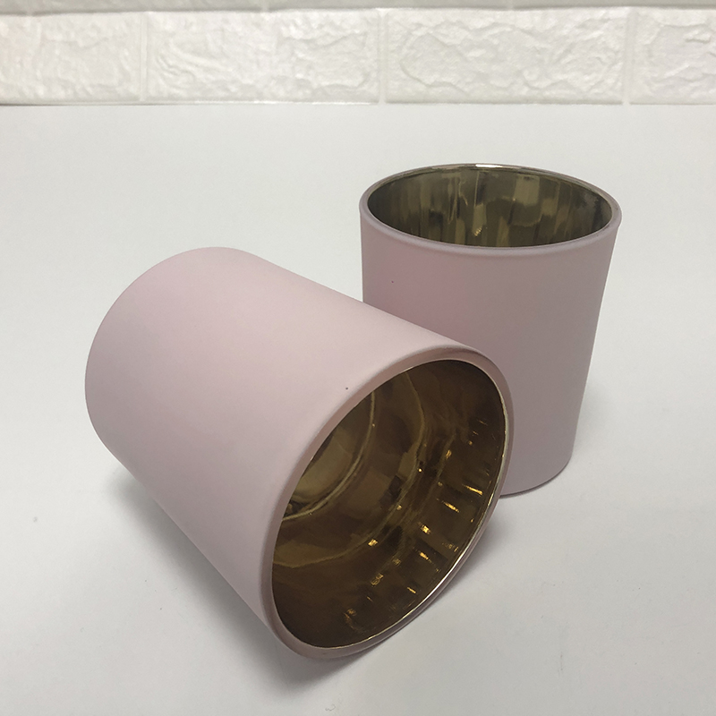 A vela de vidro cor-de-rosa matte de 8oz 10oz range com chapeamento de ouro