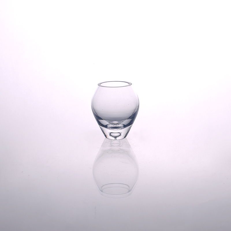 蛋形透明玻璃烛台