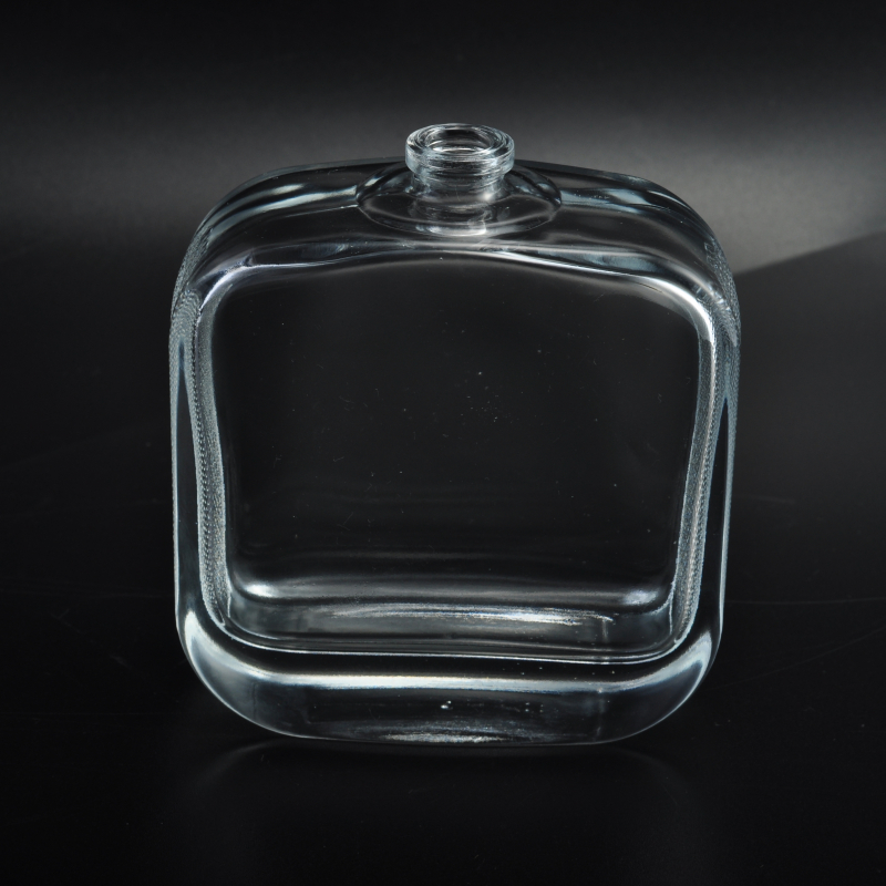透明なガラスの香水ボトル ホーム デコレーション ボトル