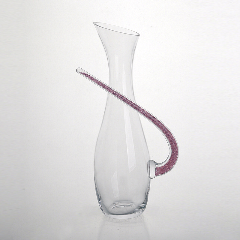 Clear wine decanter with diamonds