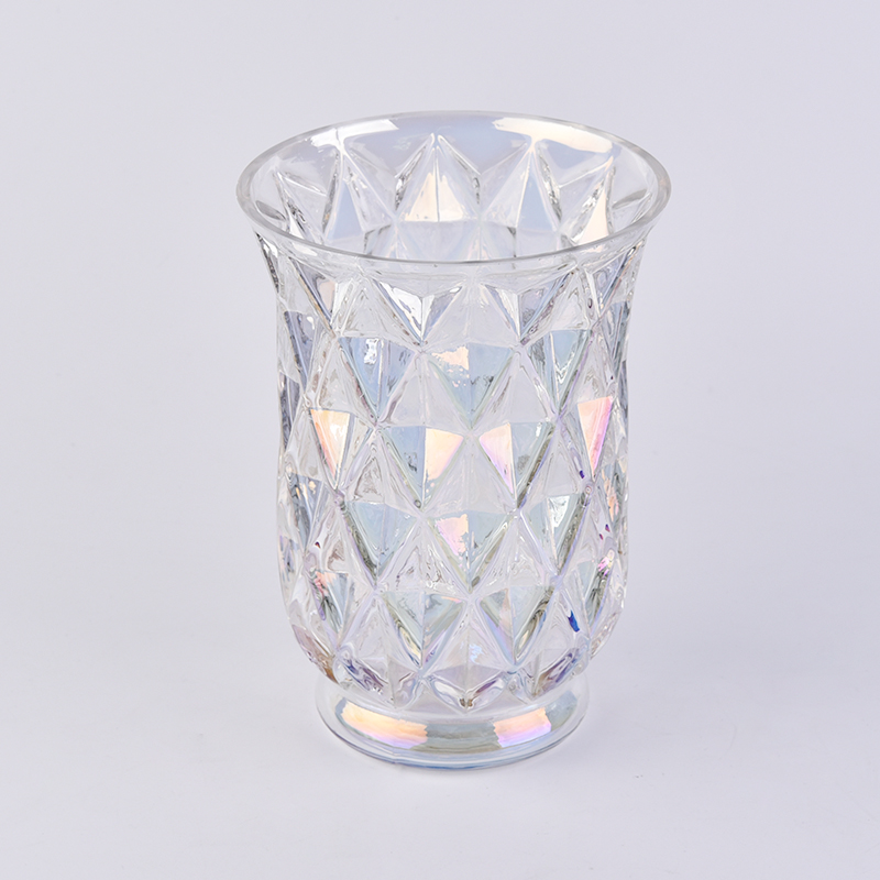 Candelero colorido de cristal del diamante