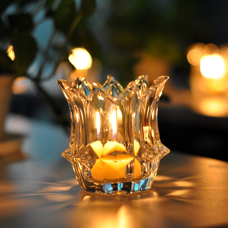 Couronne de cristal de forme bougeoir de verre