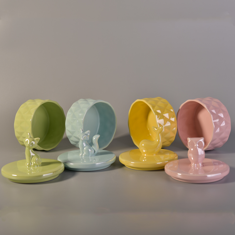 Vela de cerámica de color personalizado con tapa al por mayor