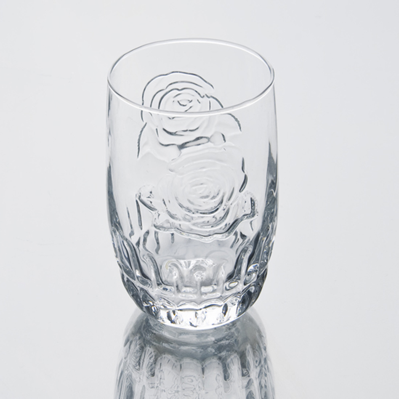 Copa grabada de vidrio de diseño