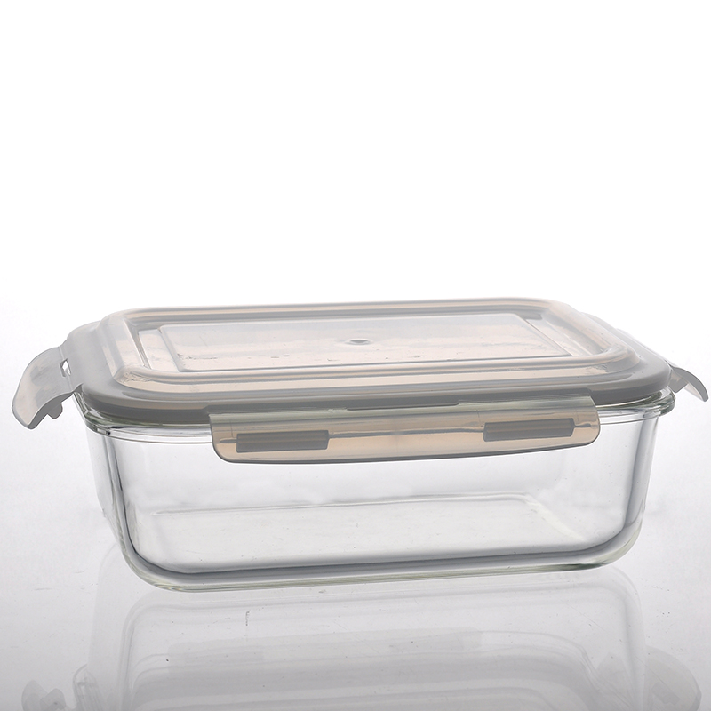 Kaca mangkuk digunakan untuk ketuhar mircrowave dengan penutup berwarna