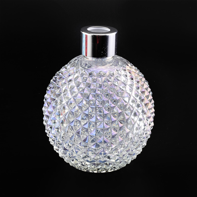 Botella de difusor de vidrio blanco de galvanoplastia estilo granada
