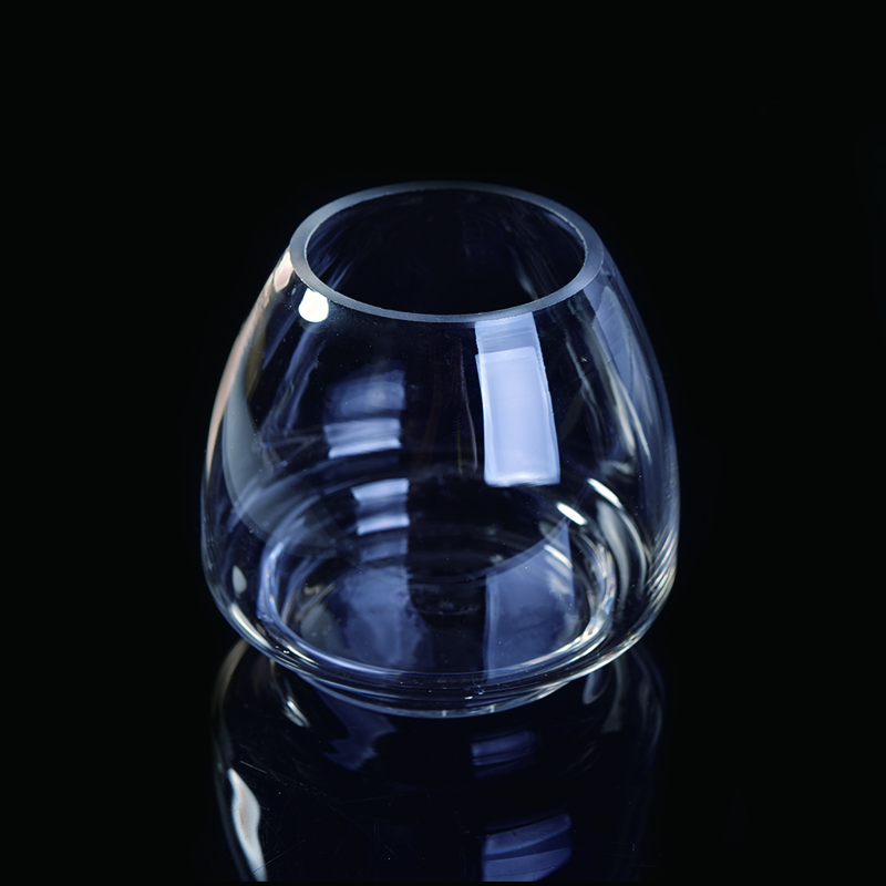 Porte-bougie en verre transparent de forme de cuvette faite à la main