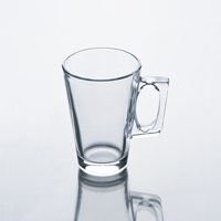 160ミリリットルの透明なガラスのコーヒーカップ