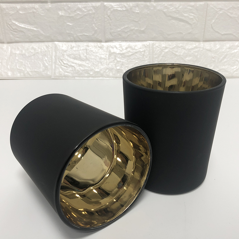 Matte Glack And Gold Plating Candle Holders