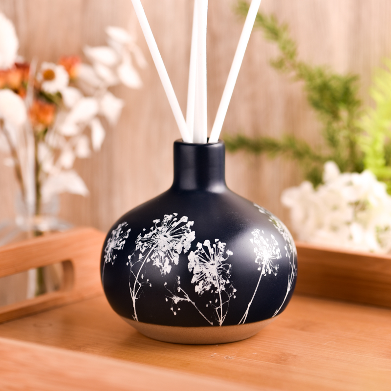 Matte schwarze 14oz Keramische Diffusorflaschen Keramik Vase Home Dekoration