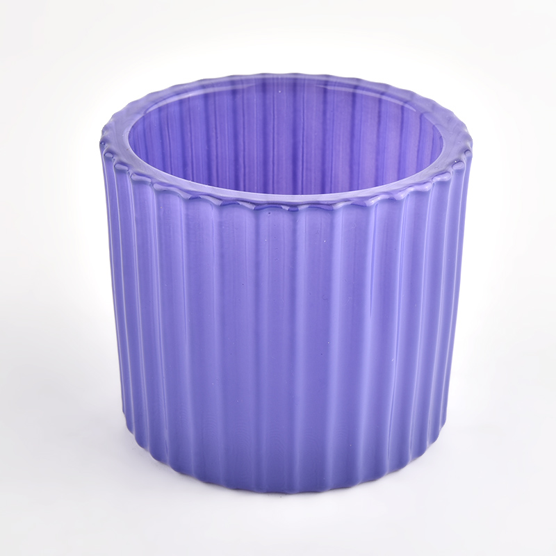 紫色玻璃蜡烛罐与垂直条纹批发