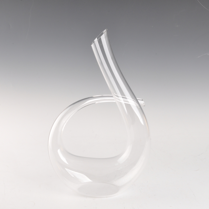 Swan forme haute verre blanc artisanal carafe pour le vin