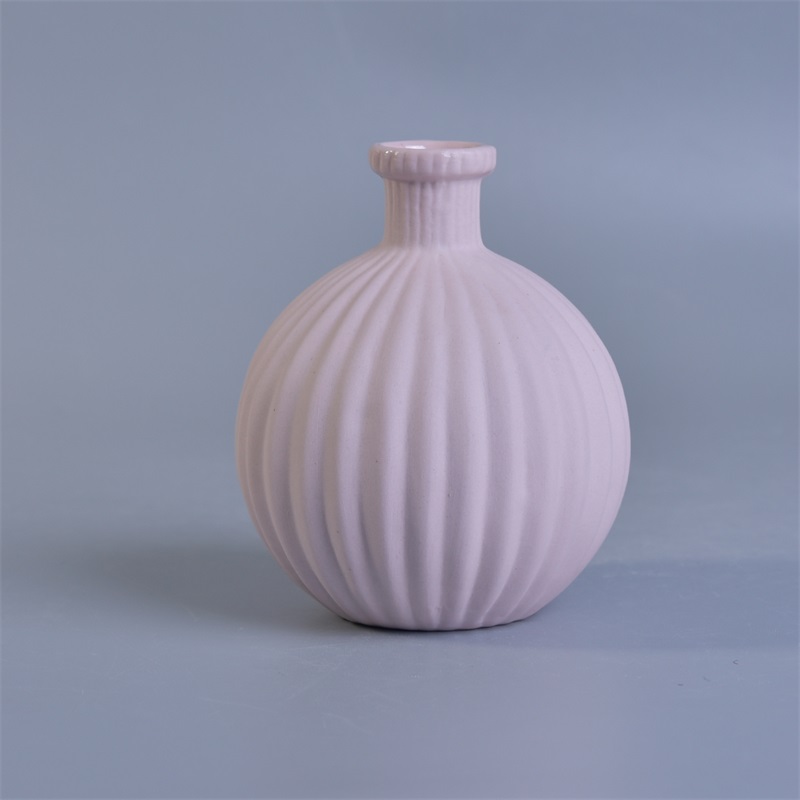 Botella de difusor de cerámica de forma de bola con caña