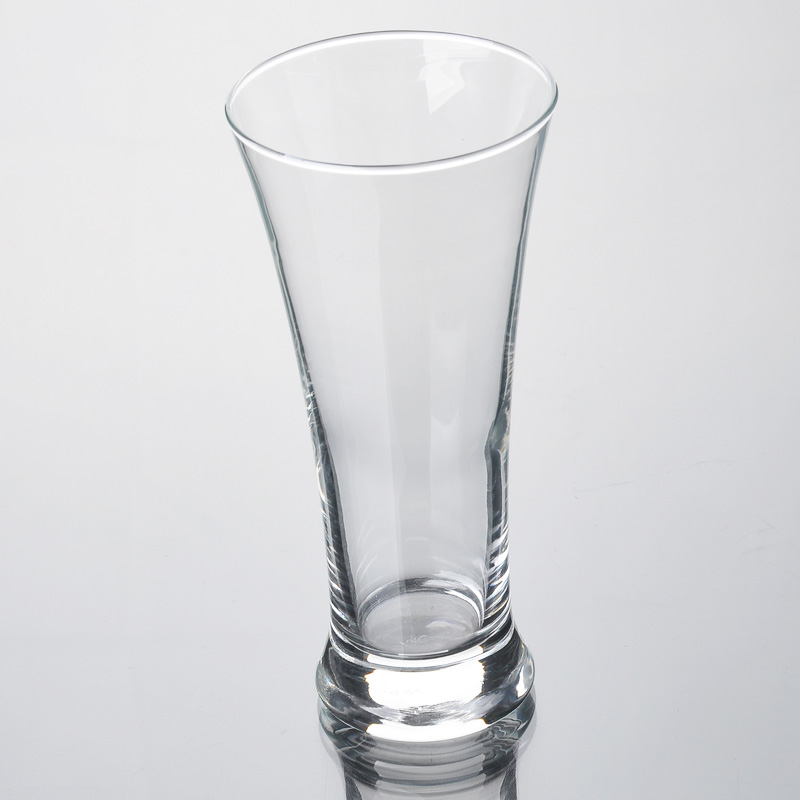 beer glass drinkware