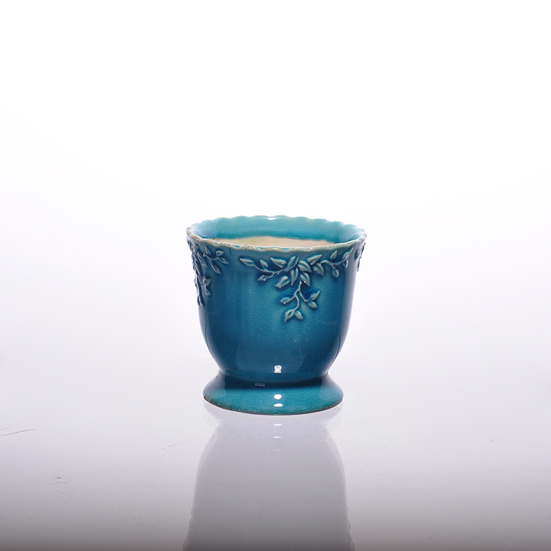 niebieski szkliwiony ceramiczny