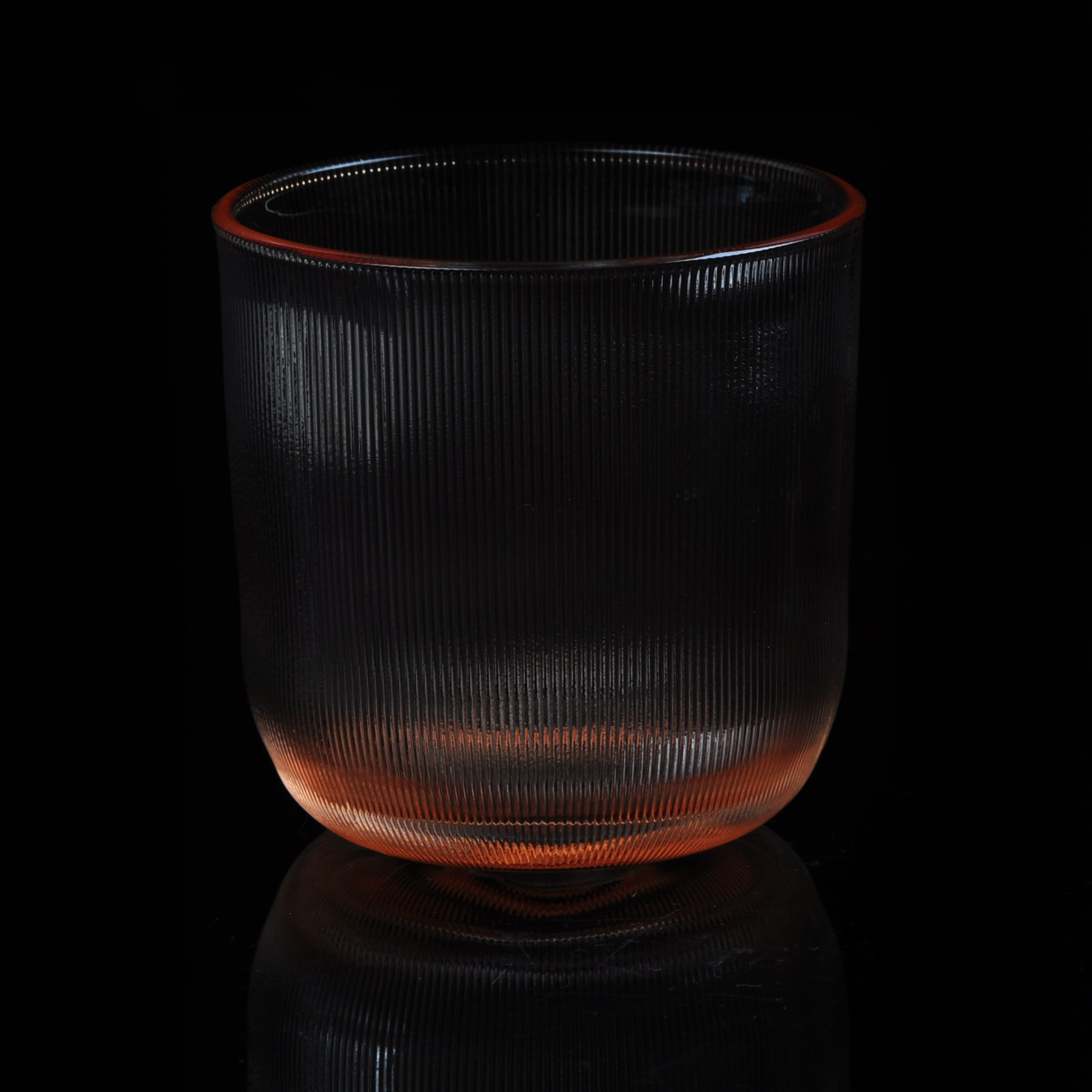 اسطوانة خطوط vetical المواد اللون حامل الشموع الزجاجية في الصين