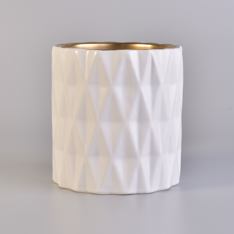 słoik ceramiczny z srebrnym wzorem, ze złotym wnętrzem