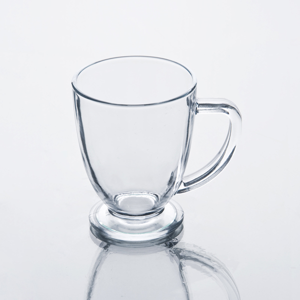 family  glass mug