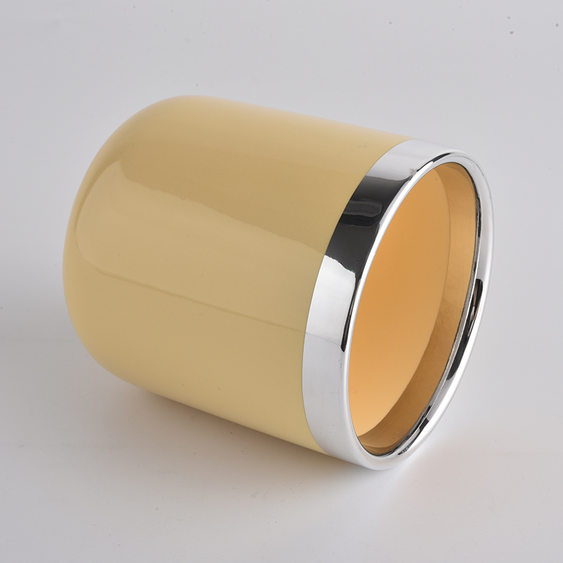 pot de bougie en céramique à bordure dorée avec vitrage couleur