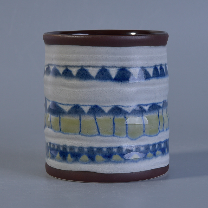 mano pintura decoración cerámica jarra de vela