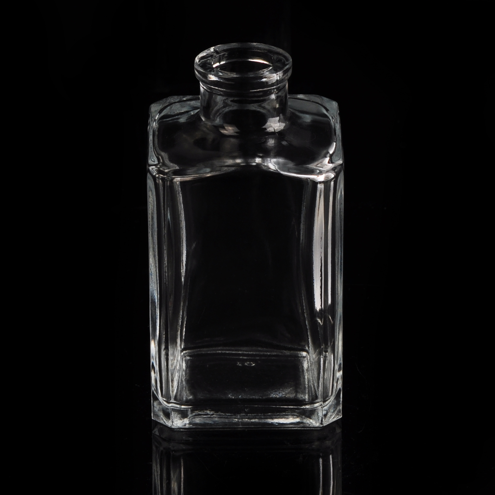 香水瓶型ガラス正方形の香水瓶